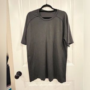 LuluLemon dri-fit mens running shirt size XL